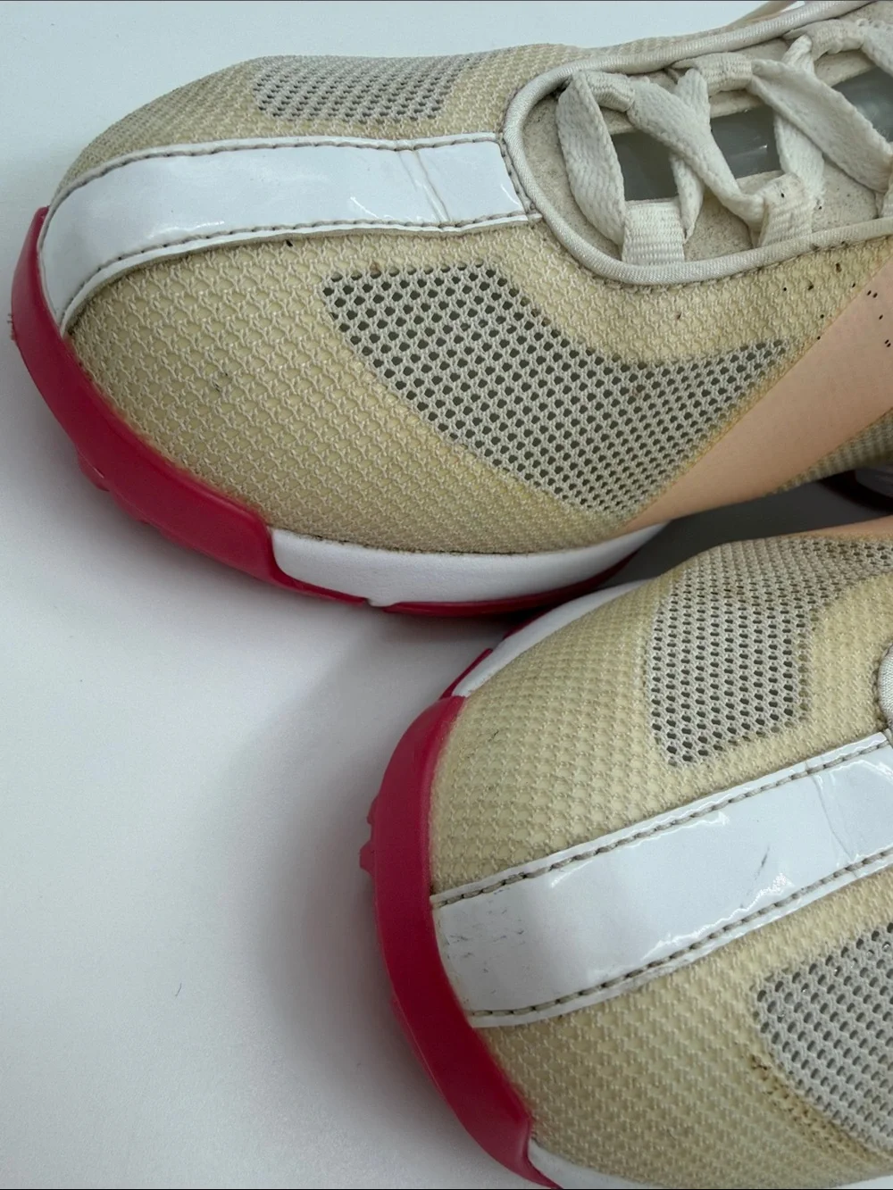 Nike Lunar Summer Lite Women's Spike-less Golf Shoe Women's Size 8.5 Peach Coral